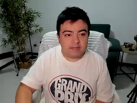 naughty bear online show from September 28, 2:39 am