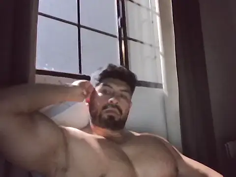 marcus002001 online show from April 5, 2:31 am