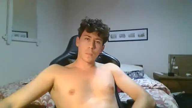 Snapshot of saint_not chatting on June 4, 10:27 pm saint not online show from June 4, 10:27 pm