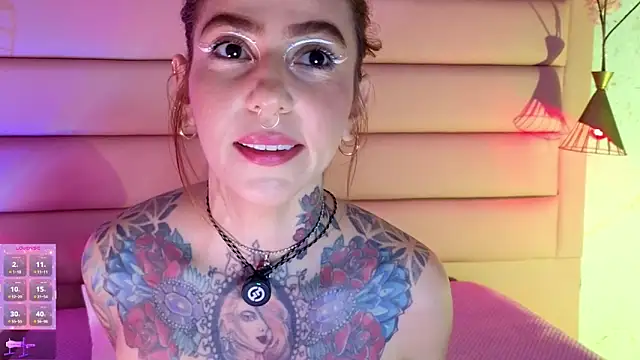 Snapshot of Evangelyne_1 chatting on February 7, 3:49 pm Evangelyne 1 online show from February 7, 3:49 pm