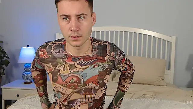 Snapshot of JustinMorrisX chatting on October 18, 8:48 am JustinMorrisX online show from October 18, 8:48 am