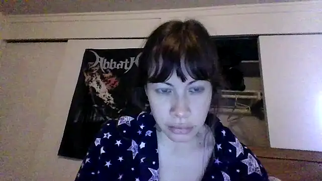 Snapshot of petitedoll29 chatting on December 6, 7:56 pm petitedoll29 online show from December 6, 7:56 pm