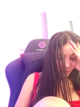 Snapshot of miaeyes chatting on January 2, 5:18 pm miaeyes online show from January 2, 5:18 pm