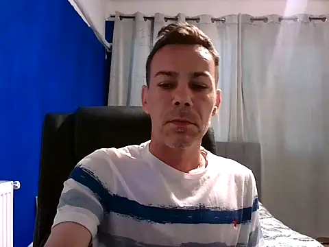 Snapshot of Plasure4you chatting on June 18, 9:14 am Plasure4you online show from June 18, 9:14 am