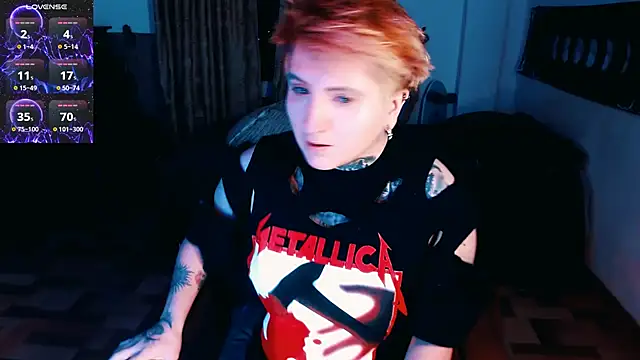 Marieblueeyes online show from November 14, 1:37 am