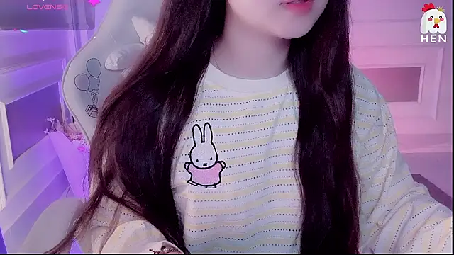 hen237 online show from April 18, 5:50 pm