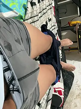 elvis0966 online show from December 16, 4:02 am