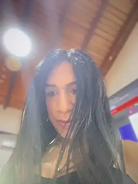 Ashly Miller online show from November 17, 8:03 pm