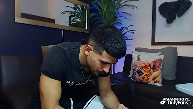 Snapshot of Markboyl chatting on December 21, 2:47 pm Markboyl online show from December 21, 2:47 pm