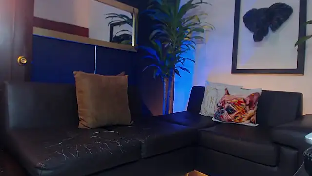 Snapshot of Markboyl chatting on March 20, 12:11 pm Markboyl online show from March 20, 12:11 pm