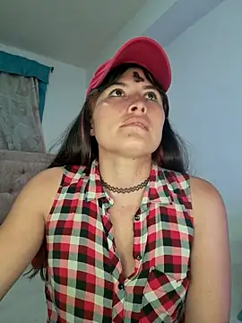 Alexandrasaenz online show from February 18, 11:22 pm