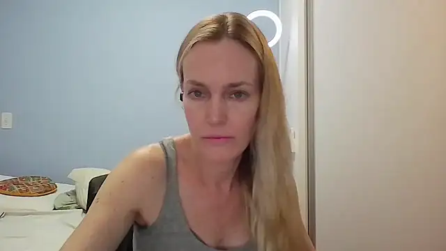 Annylove1 online show from February 26, 12:26 pm