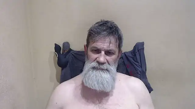 Snapshot of AlexNudo chatting on May 6, 4:01 pm AlexNudo online show from May 6, 4:01 pm