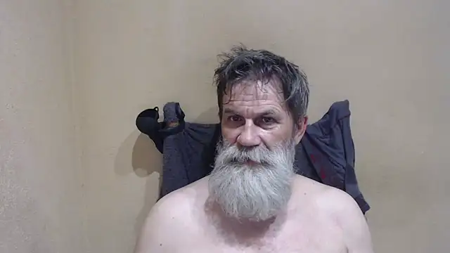 Snapshot of AlexNudo chatting on May 26, 9:00 pm AlexNudo online show from May 26, 9:00 pm