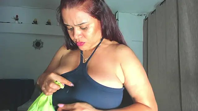 Snapshot of Sinthia_Collins chatting on June 26, 12:37 am Sinthia Collins online show from June 26, 12:37 am
