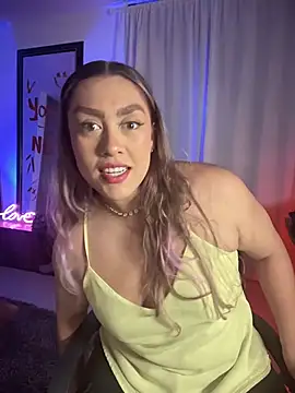 Im sophiie online show from November 8, 6:02 am