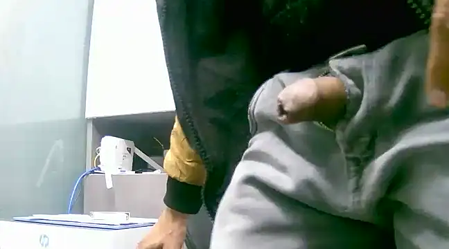 Snapshot of kavipanty chatting on January 10, 11:43 am kavipanty online show from January 10, 11:43 am