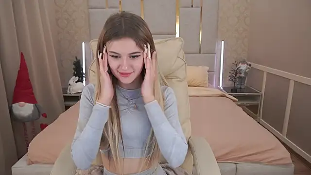 Lili Danger online show from December 23, 2:50 pm