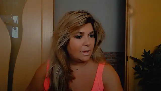 Snapshot of Malena_Mi chatting on January 10, 11:45 am Malena Mi online show from January 10, 11:45 am