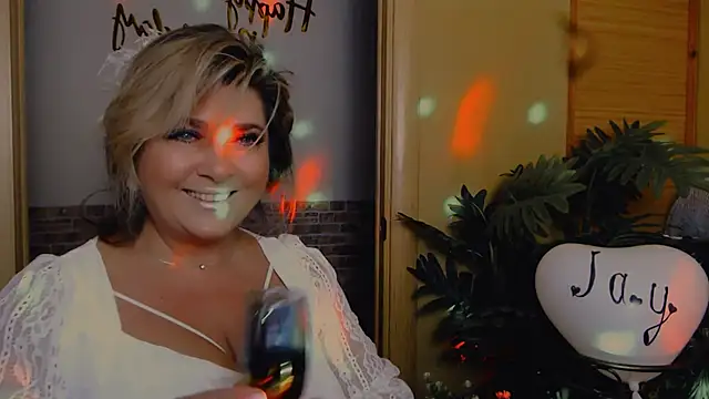 Snapshot of Malena_Mi chatting on January 11, 11:10 pm Malena Mi online show from January 11, 11:10 pm