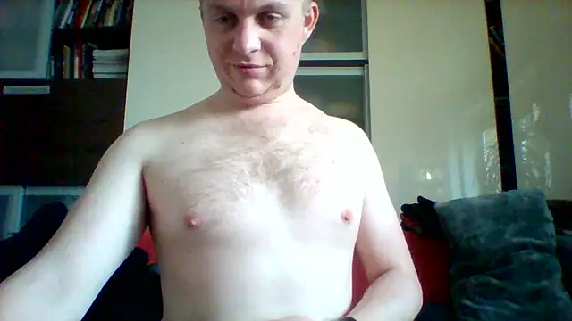 Snapshot of Matttthees chatting on February 7, 11:12 am Matttthees online show from February 7, 11:12 am