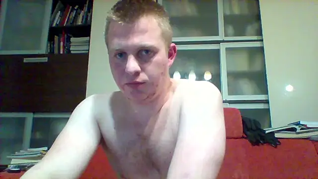 Snapshot of Matttthees chatting on February 11, 1:41 am Matttthees online show from February 11, 1:41 am