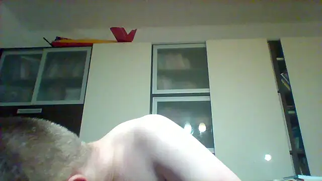 Snapshot of Matttthees chatting on February 14, 5:30 am Matttthees online show from February 14, 5:30 am