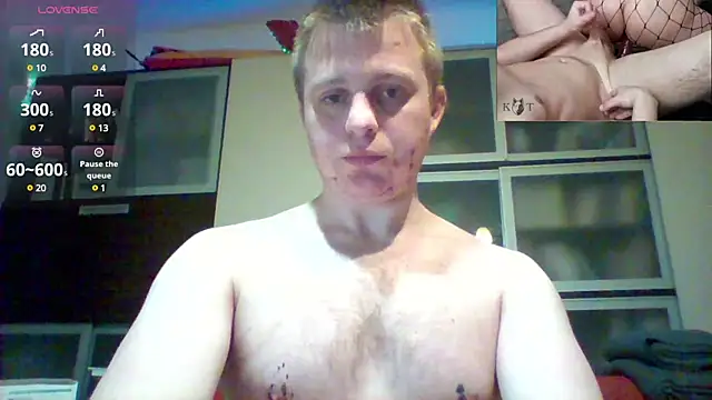 Snapshot of Matttthees chatting on February 28, 11:01 pm Matttthees online show from February 28, 11:01 pm