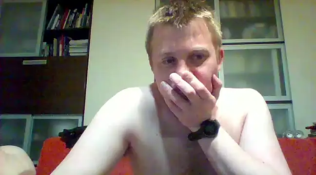 Snapshot of Matttthees chatting on March 9, 7:37 pm Matttthees online show from March 9, 7:37 pm