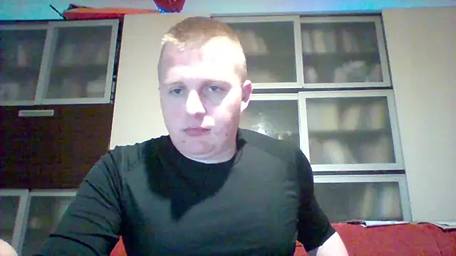 Snapshot of Matttthees chatting on March 18, 4:04 am Matttthees online show from March 18, 4:04 am