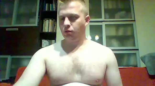 Snapshot of Matttthees chatting on March 20, 12:08 am Matttthees online show from March 20, 12:08 am