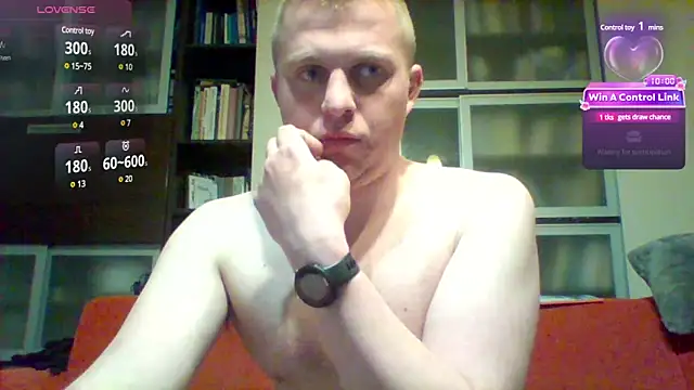 Snapshot of Matttthees chatting on March 20, 3:13 am Matttthees online show from March 20, 3:13 am