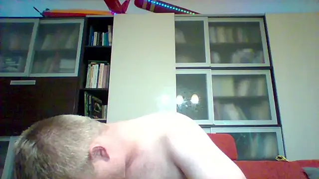 Snapshot of Matttthees chatting on September 11, 7:14 pm Matttthees online show from September 11, 7:14 pm