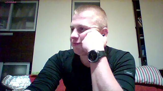 Snapshot of Matttthees chatting on October 2, 3:02 am Matttthees online show from October 2, 3:02 am