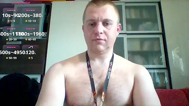 Snapshot of Matttthees chatting on November 22, 8:35 am Matttthees online show from November 22, 8:35 am