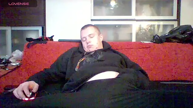 Snapshot of Matttthees chatting on November 23, 6:19 pm Matttthees online show from November 23, 6:19 pm