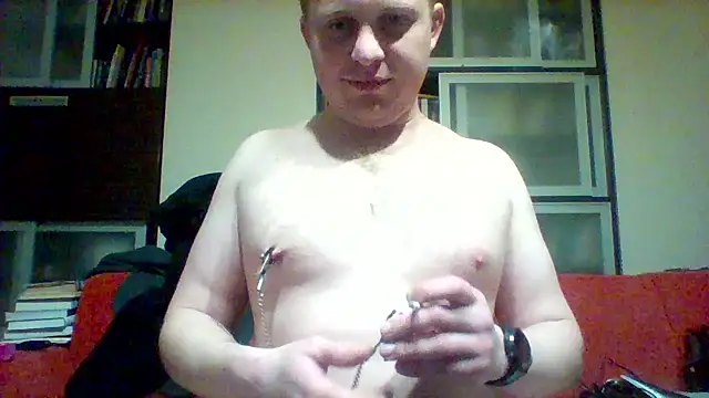 Snapshot of Matttthees chatting on February 1, 9:57 pm Matttthees online show from February 1, 9:57 pm