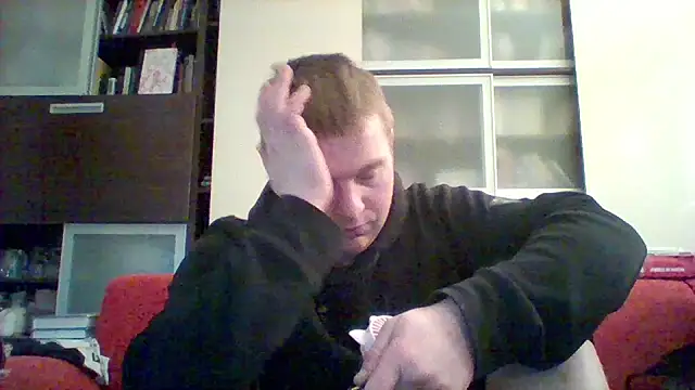 Snapshot of Matttthees chatting on March 1, 8:55 pm Matttthees online show from March 1, 8:55 pm