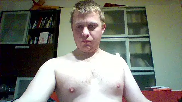 Snapshot of Matttthees chatting on March 14, 8:36 pm Matttthees online show from March 14, 8:36 pm