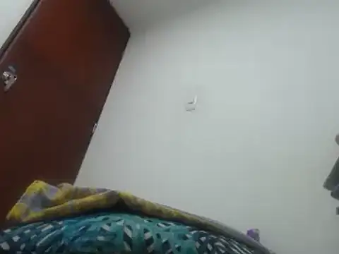 Snapshot of angellsexx20 chatting on February 6, 9:00 am angellsexx20 online show from February 6, 9:00 am