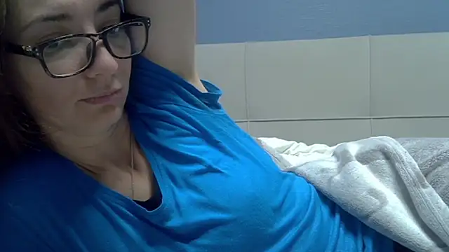 Snapshot of Ashleyspice chatting on July 7, 6:47 am Ashleyspice online show from July 7, 6:47 am