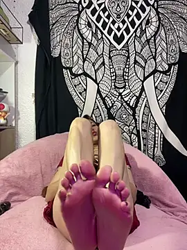 Boonny Boo01 online show from March 7, 7:16 am