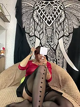 Boonny Boo01 online show from April 17, 1:47 pm