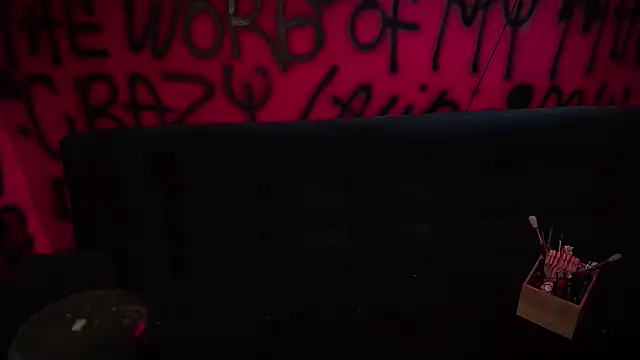 Snapshot of Laura_takint chatting on February 5, 4:03 pm Laura takint online show from February 5, 4:03 pm