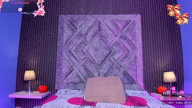 DAHIANAROUSE2 online show from December 30, 11:48 am