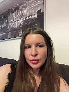 angeladarkk online show from July 6, 11:29 am