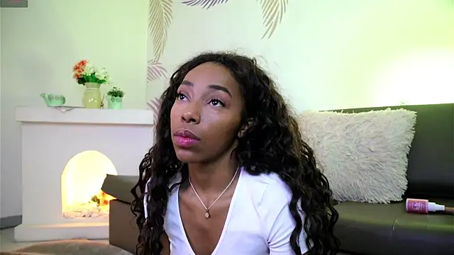 Valeriestyle online show from April 4, 4:11 am