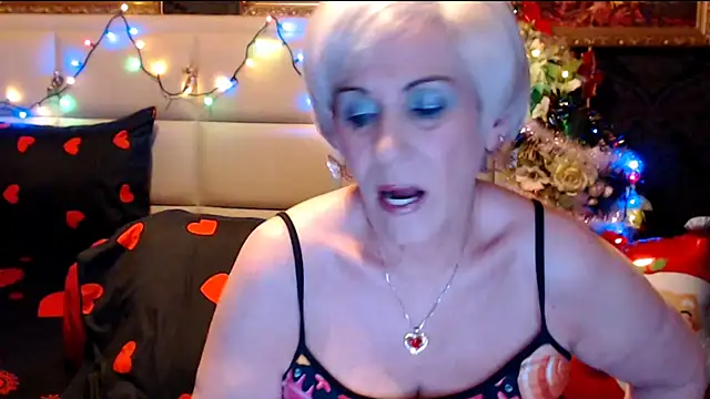 HappyWomanOn online show from December 21, 7:38 pm