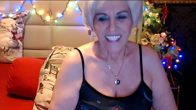 HappyWomanOn online show from January 4, 10:34 pm
