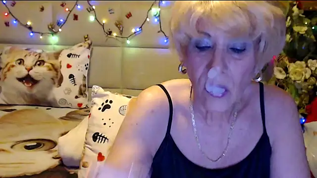 HappyWomanOn online show from December 16, 9:58 am